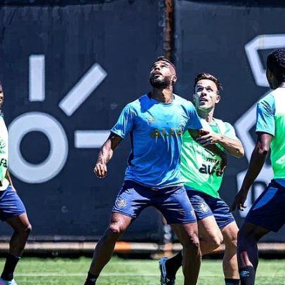 Grêmio divulga lista de pendurados para jogo contra o São Paulo