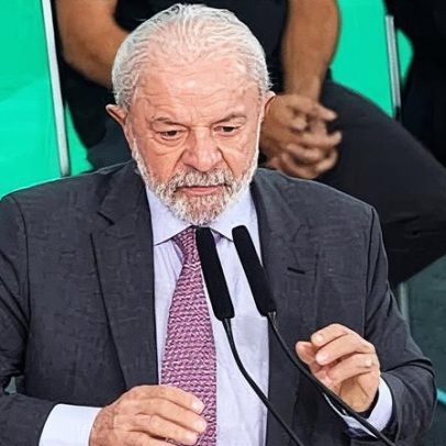 Lula cobra queda de juros do BC e diz que é hora de baixar
