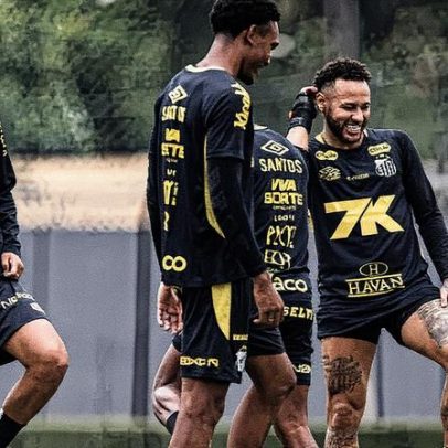 Neymar pode atuar alguns minutos contra o Fortaleza pelo Santos