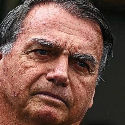 Moraes mantém prisão domiciliar de Bolsonaro após rejeição de recurso