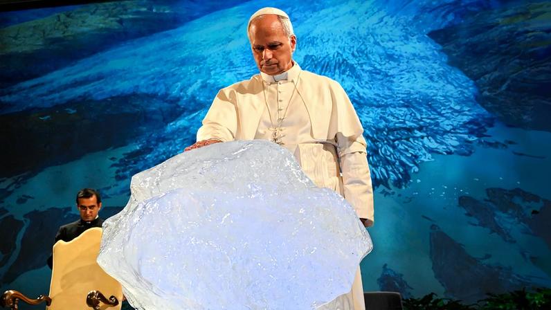The 20,000-year-old melting piece of Greenlandic glacial ice travelled more than 5,000 kilometres from the fjords of Nuuk Vatican Media