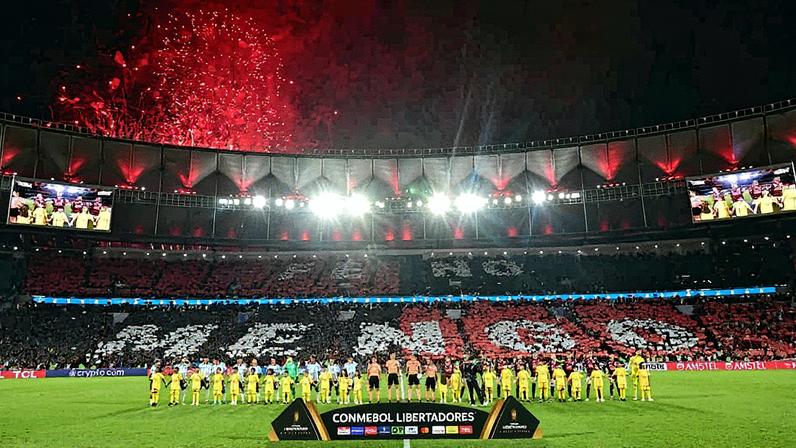 Flamengo teve maior arrecadação com bilheteria em jogo contra o Racing, pela Libertadores. (Foto: Pablo PORCIUNCULA / AFP)