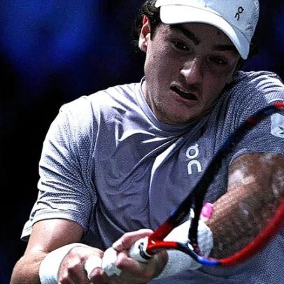 João Fonseca inicia reação, mas para na segunda rodada em Paris