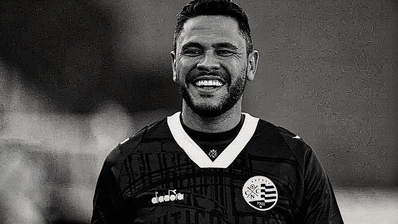 Guilherme dos Anjos, hoje auxiliar no Náutico (Foto: Anderson Romao/AGIF)