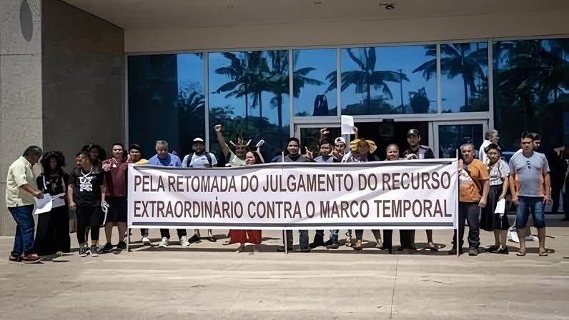 Delegação dos povos Kaingang, Xokleng, Guarani e Kaiowá realiza semana de mobilização em defesa de direitos constitucionais indígenas em Brasília (DF). Foto: Hellen Loures/Cimi