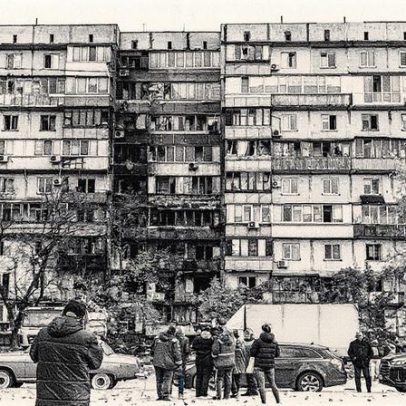 Zelenski denuncia ataque noturno russo com mais de 100 drones contra Ucrânia