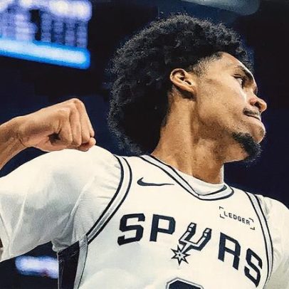 Dylan Harper vira herói no primeiro jogo em casa pelo Spurs