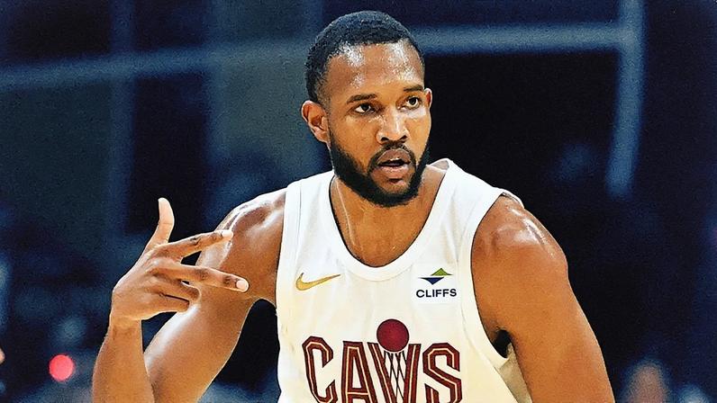 Evan Mobley NBA Cavaliers
