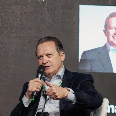 Regulação e tributos elevam obstáculos à competitividade do Brasil, diz presidente da JBS