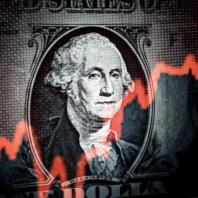 Temor fiscal faz dólar subir acima de 5,50 reais