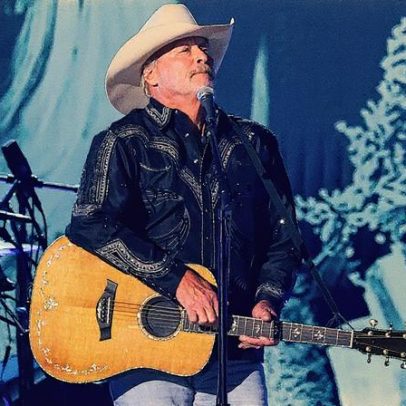 Alan Jackson anuncia show de despedida em 2026 em Nashville
