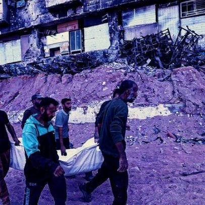 Colonos israelenses queimam carros em Ramallah pela segunda noite