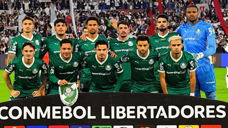 Palmeiras é o clube brasileiro que mais faturou em premiações na Libertadores. (Foto: Rodrigo BUENDIA / AFP)