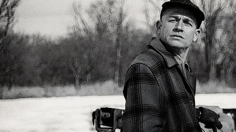 Charlie Hunnam interpreta Ed Gein na série de true crime da Netflix (Foto: Divulgação/Netflix)