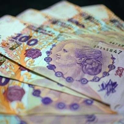 Bessent afirma que EUA compram pesos argentinos e trabalham em linha de crédito de 20 bilhões de dólares