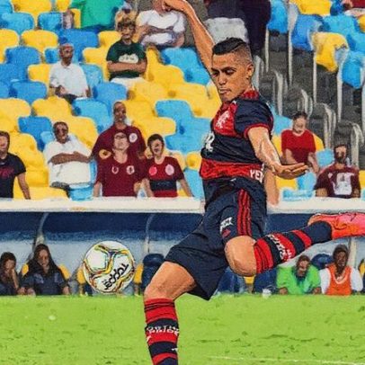 Ex-jogador do Flamengo lamenta pouco tempo no clube e quer permanecer