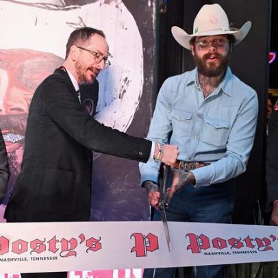 Post Malone e Lainey Wilson estreiam com Nosedive em bar de Nashville