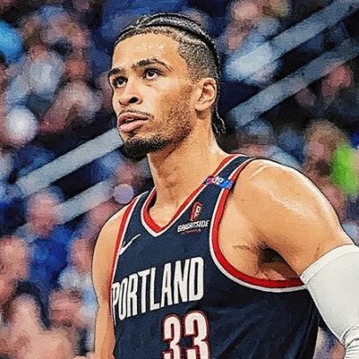 Toumani Camara renova contrato com os Blazers