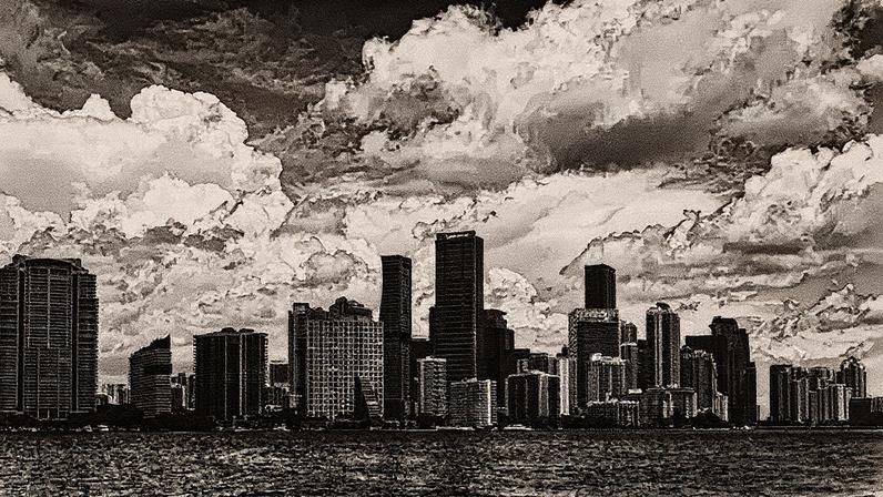 Gestora fundada por brasileiro em Miami mira US$ 3 bi por ano em crédito imobiliário | Miami, na Flórida: estratégia com foco em contratos de 'triple-net lease'. (Foto: Eva Marie Uzcategui/Bloomberg) (Bloomberg/Eva Marie UZCATEGUI)