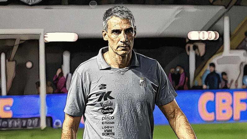 Técnico do Santos, Juan Pablo Vojvoda durante partida contra o Corinthians na Vila Belmiro, pela 28ª rodada do Brasileirão (Foto: Mauricio De Souza/AGIF)