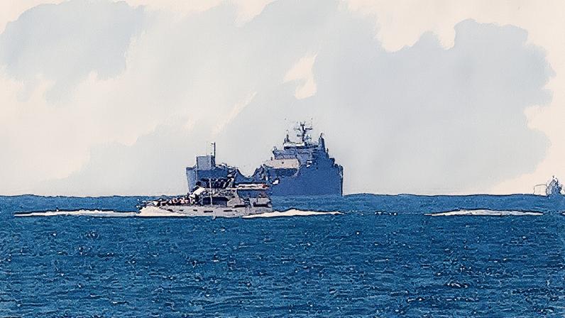 Soldados de la Marina israelié conducen un barco de la flotilla al puerto de Ashdod, este jueves.