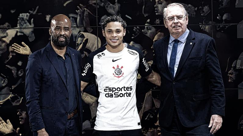 Dieguinho assinou novo contrato com o Corinthians (Foto: Rodrigo Coca/Agência Corinthians)