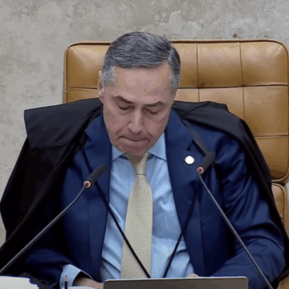 Barroso se despede elogiando ministros do STF individualmente