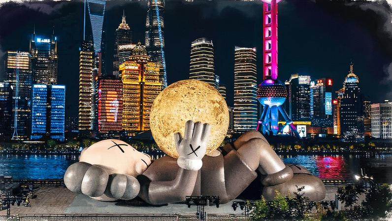KAWS, HOLIDAY SHANGHAI at the North Bund dock, Shanghai. Photo Courtesy of AllRightsReserved Ltd