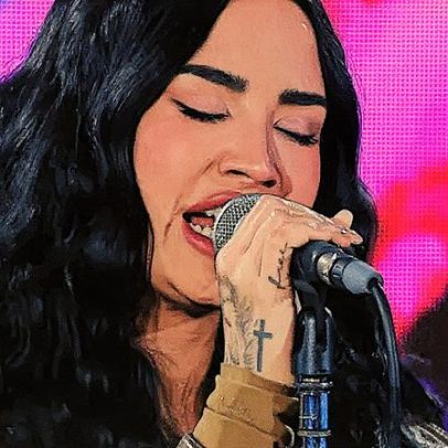Demi Lovato faz mashup de músicas de Lady Gaga no Live Lounge da BBC
