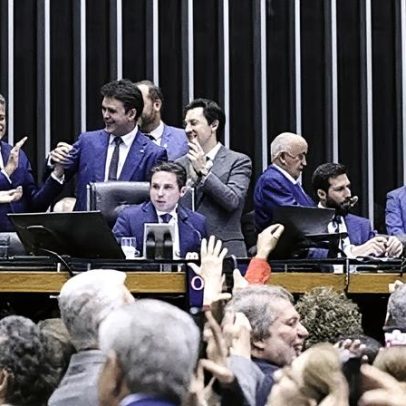 Dezessete deputados se ausentam da votação sobre isenção do Imposto de Renda na Câmara