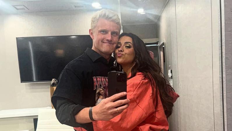 Jen Affleck’s husband, Zac, asked fans to pray for his sick wife ahead of her “Dancing With the Stars” performance. jenniferlaffleck/Instagram