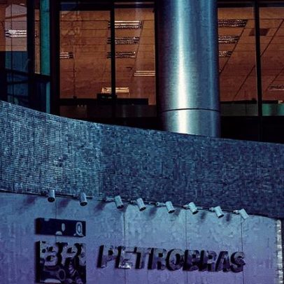 Petrobras investe 2,6 bi na Bahia para setor naval e fertilizantes