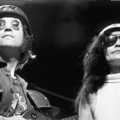 John Lennon e Yoko Ono impulsionam o poder do povo