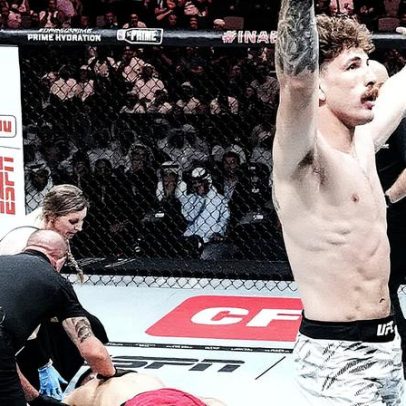 Nocaute de Salkilld agita card preliminar do UFC 321