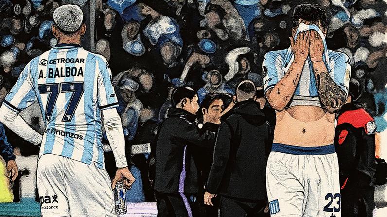 Nazareno Colombo e Adrián Balboa reagem ao fim da semifinal da Libertadores entre Racing e Flamengo (Foto: Luis Robayo/AFP)