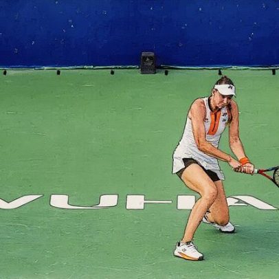 Sabalenka e Rybakina duelam às 2h, Iga enfrenta Paolini às 8h