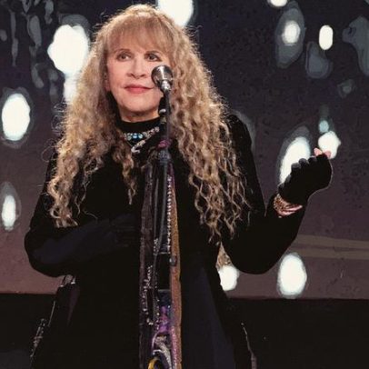 Stevie Nicks canta 'Angel' do Fleetwood Mac pela primeira vez desde 1983