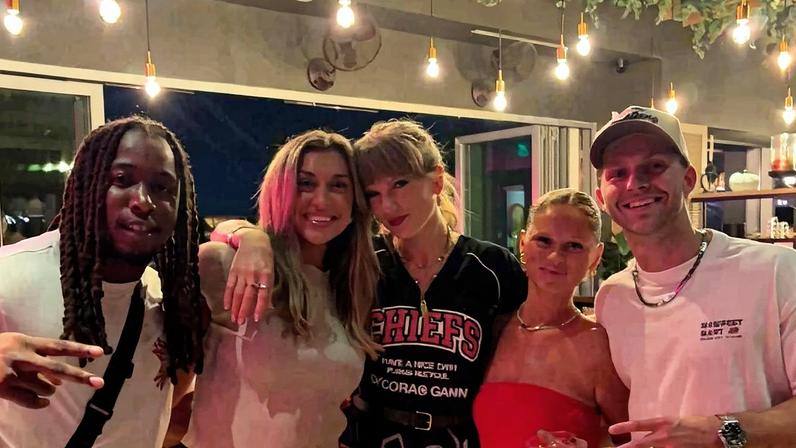 Taylor Swift and Travis Kelce partied with pals after the Kansas City Chiefs’ Sunday Night Football win. Instagram/samantha rae corum