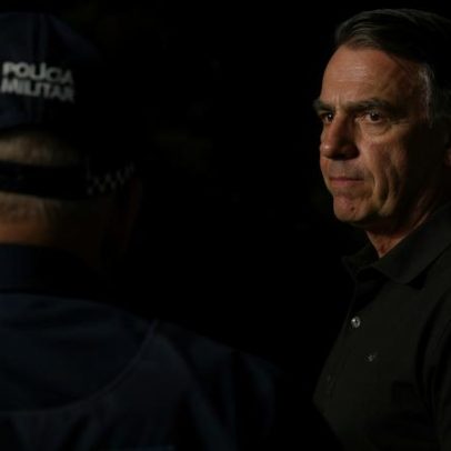 Defesa de Bolsonaro nega que ele tenha usado ou olhado o celular de Nikolas