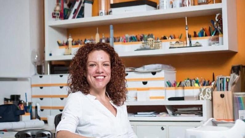 Responsável por projetos de grande escala, como a troca de marca de 3.000 lojas em 11 meses, ela detalhou 7 pontos que moldaram sua trajetória