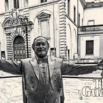 Prefeito italiano pede desculpas por estátua de Pavarotti presa em pista de gelo