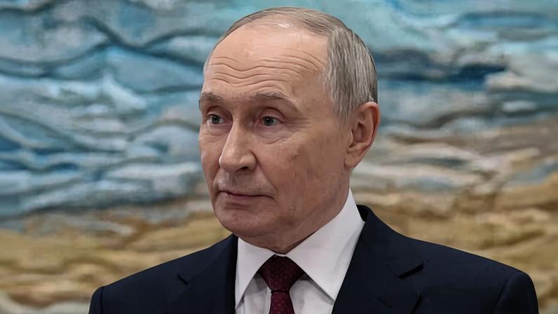 Vladimir Putin dismissed accusations that US special envoy Steve Witkoff had shown bias towards Moscow during peace discussions as ‘nonsense’. Photograph: Alexander Kazakov/AP