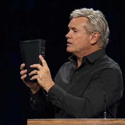 Pastor vê aumento do antissemitismo como sinal do fim dos tempos