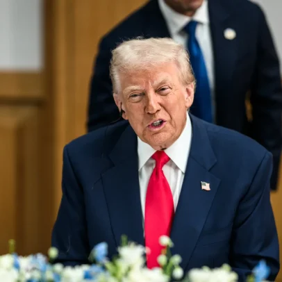 Trump afirma que fim do governo de Maduro na Venezuela está próximo