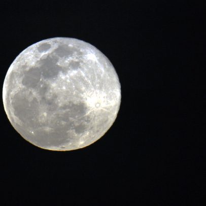 Superlua: saiba o horário que será possível ver o fenômeno