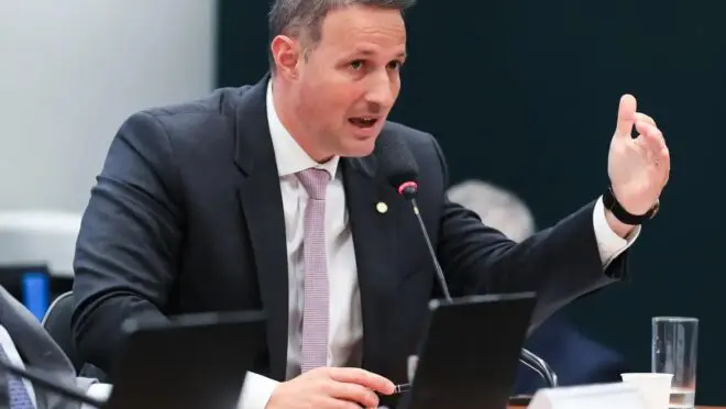 Deputado federal Guilherme Derrite (PP-SP), relator do PL antifacção. (Foto: Lula Marques/Agência Brasil)