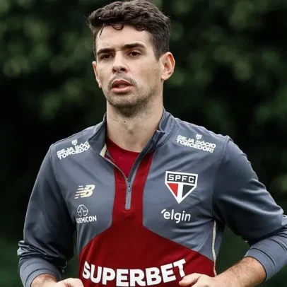 Oscar, do São Paulo, pode se aposentar após desmaio em exame com 99% de chance