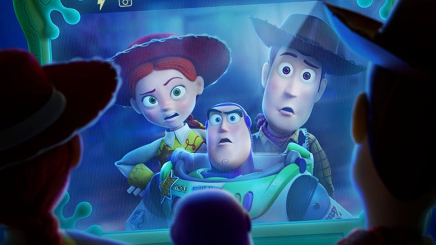 Teorias indicam que o novo vilão gravaria os bonecos vivos para chantageá-los - Foto: Divulgação/Disney