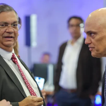 Moraes e Dino mantêm prisão preventiva de Bolsonaro; STF tem 2 a 0