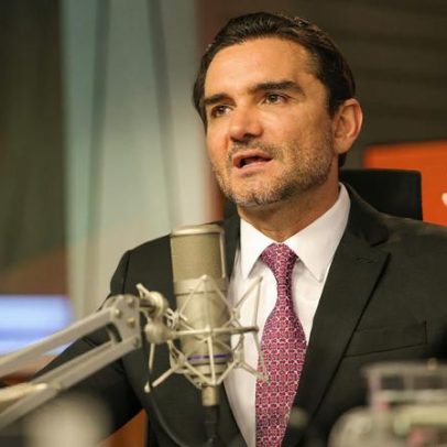Conselho de Ética decide expulsar ministro do PT